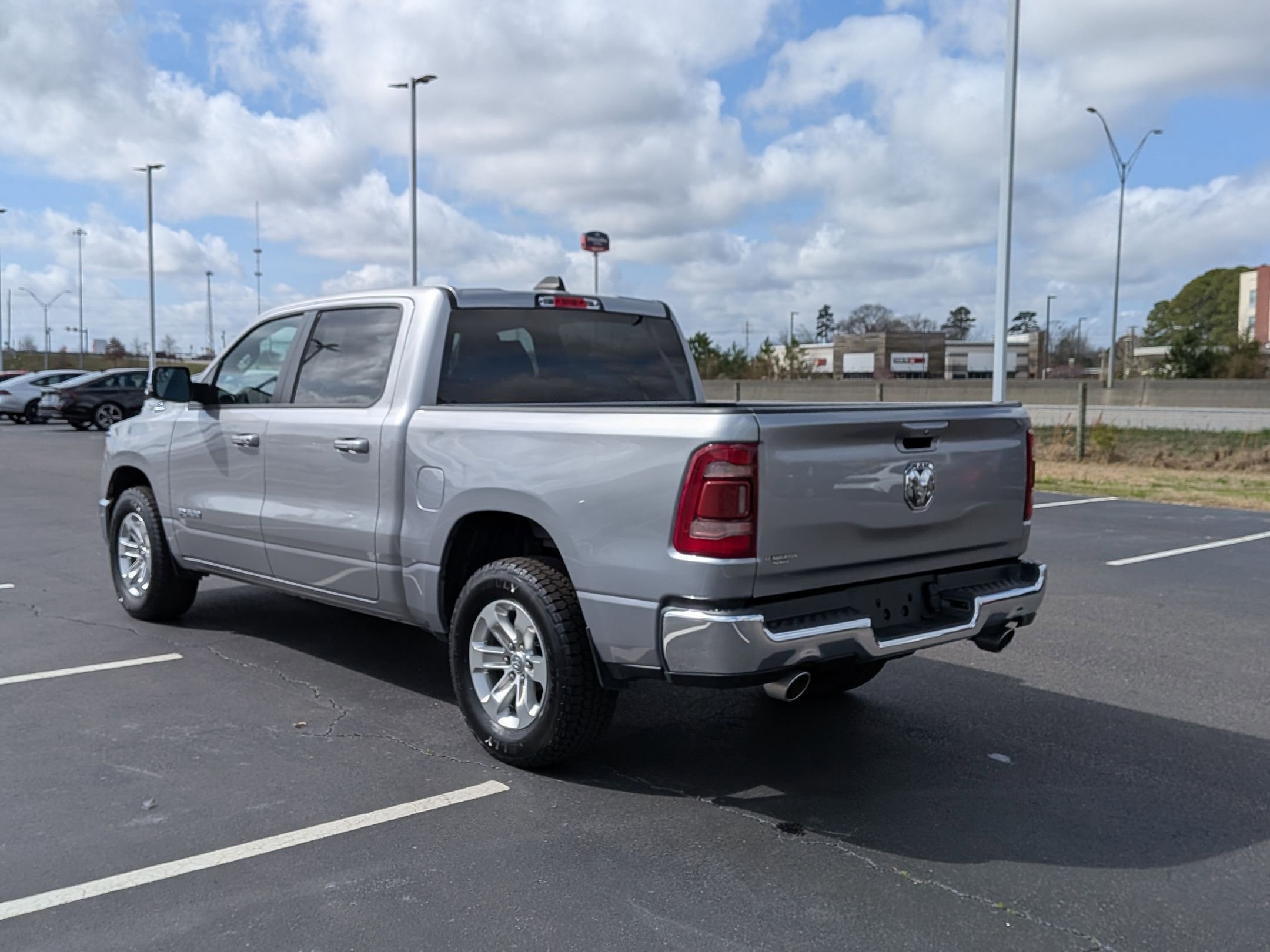 Used 2024 RAM 1500 Laramie image 5