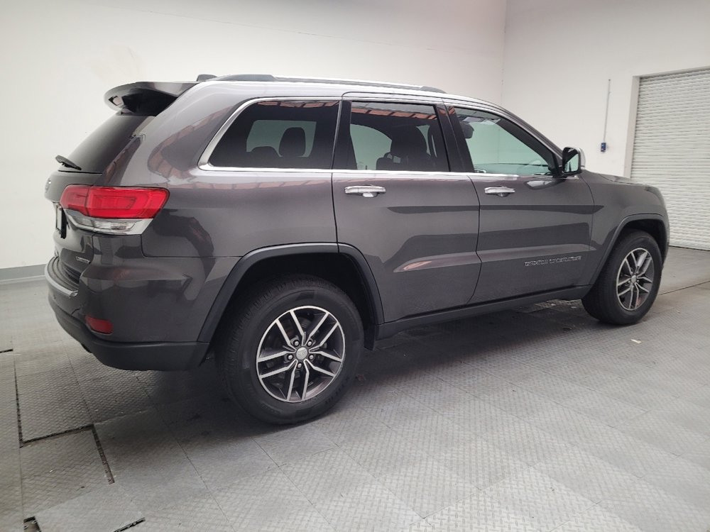 Used 2018 Jeep Grand Cherokee Limited image 10