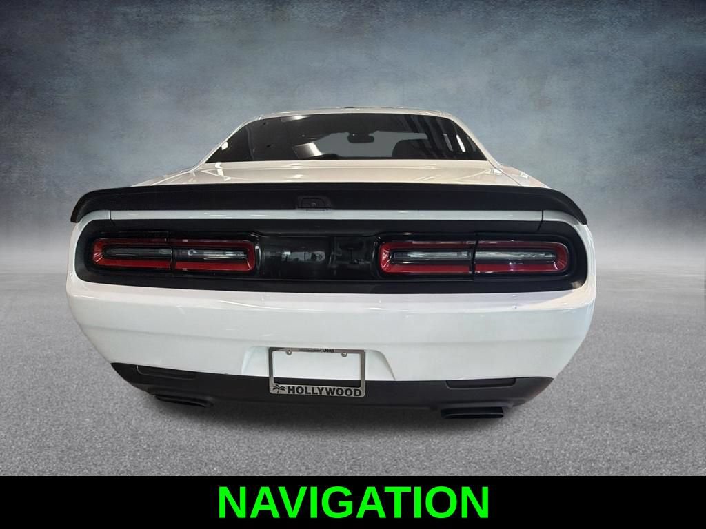 Used 2019 Dodge Challenger SRT Hellcat RWD image 7