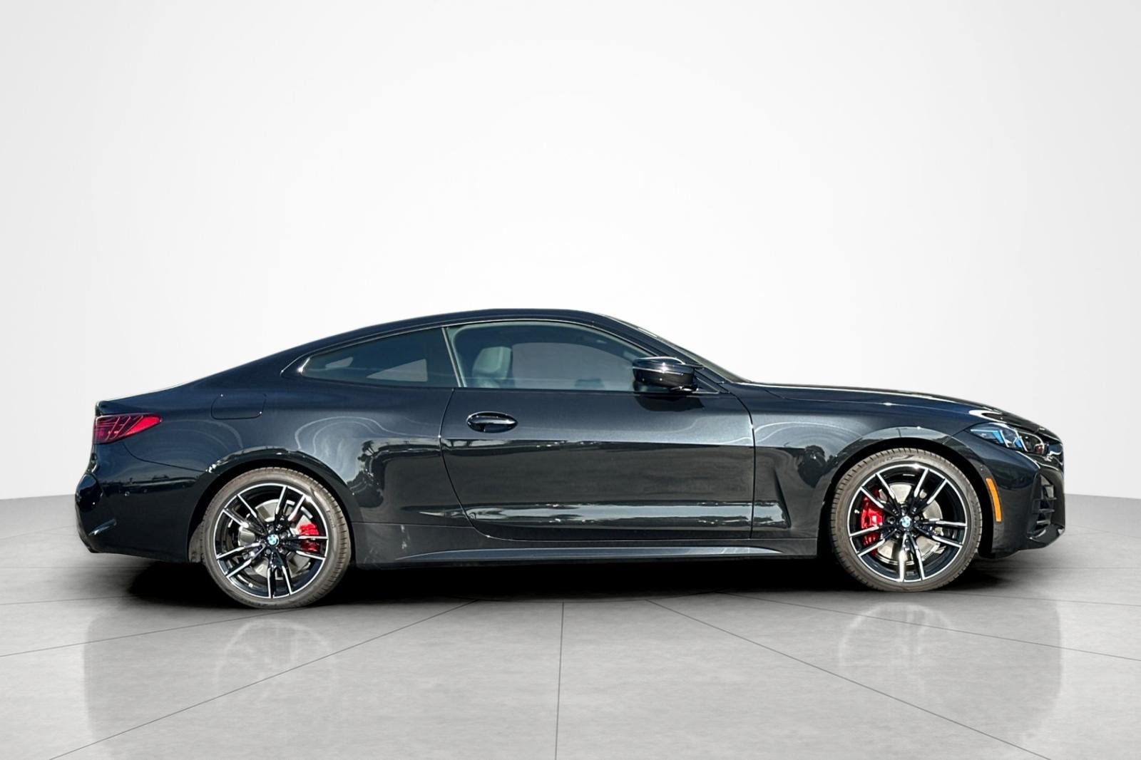 New 2026 BMW 440i xDrive Coupe w/ Premium Package AWD/4WD image 6