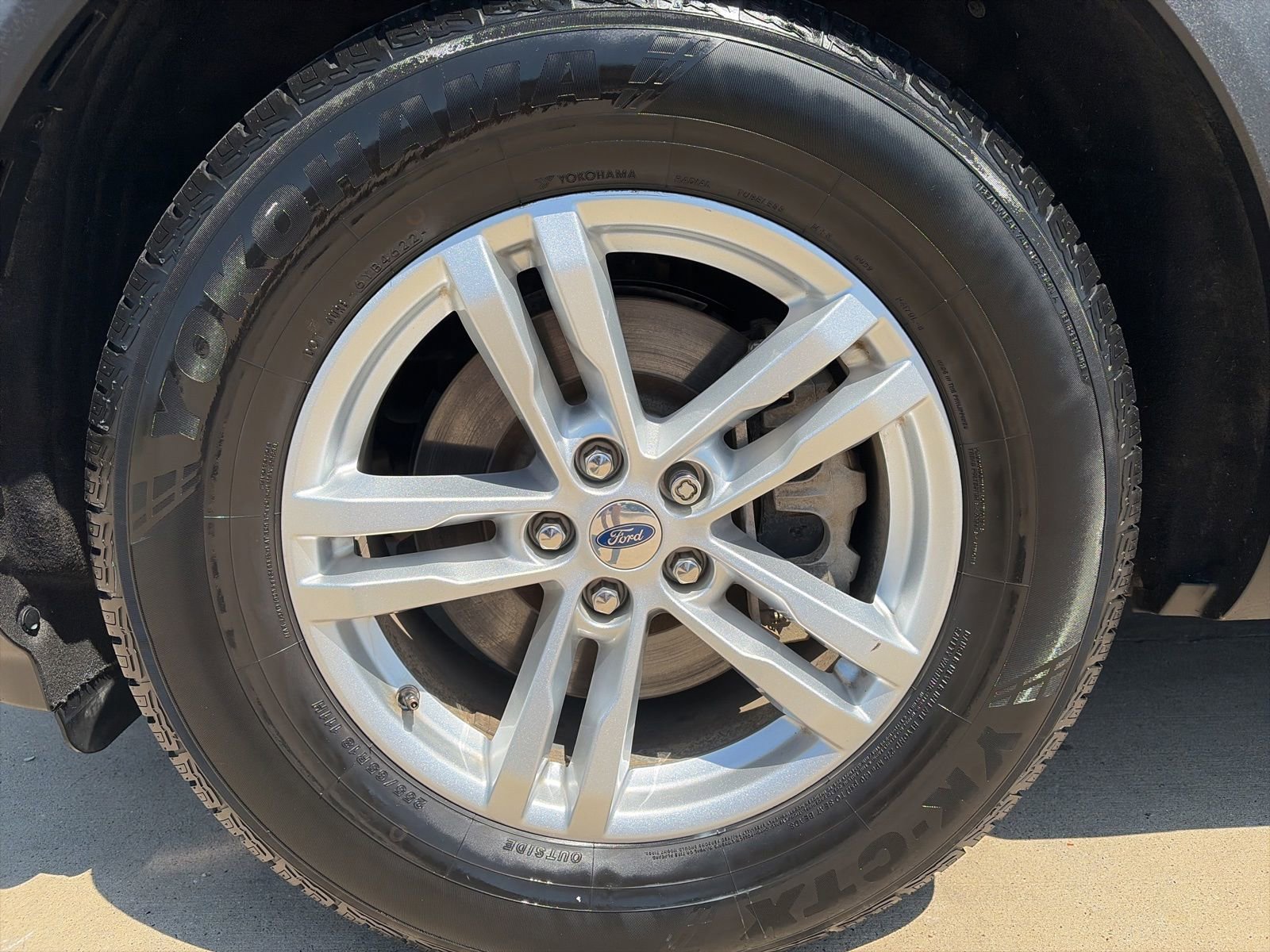 Used 2020 Ford Explorer XLT RWD image 9