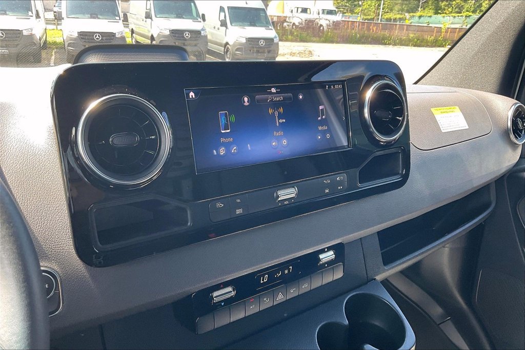 Used 2026 Mercedes-Benz Sprinter 3500 image 5