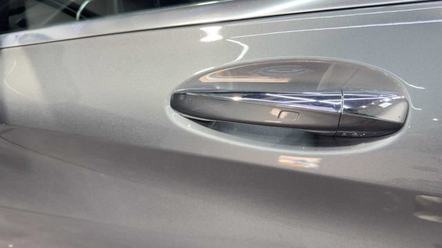 Used 2021 Mercedes-Benz C 300 Sedan image 12