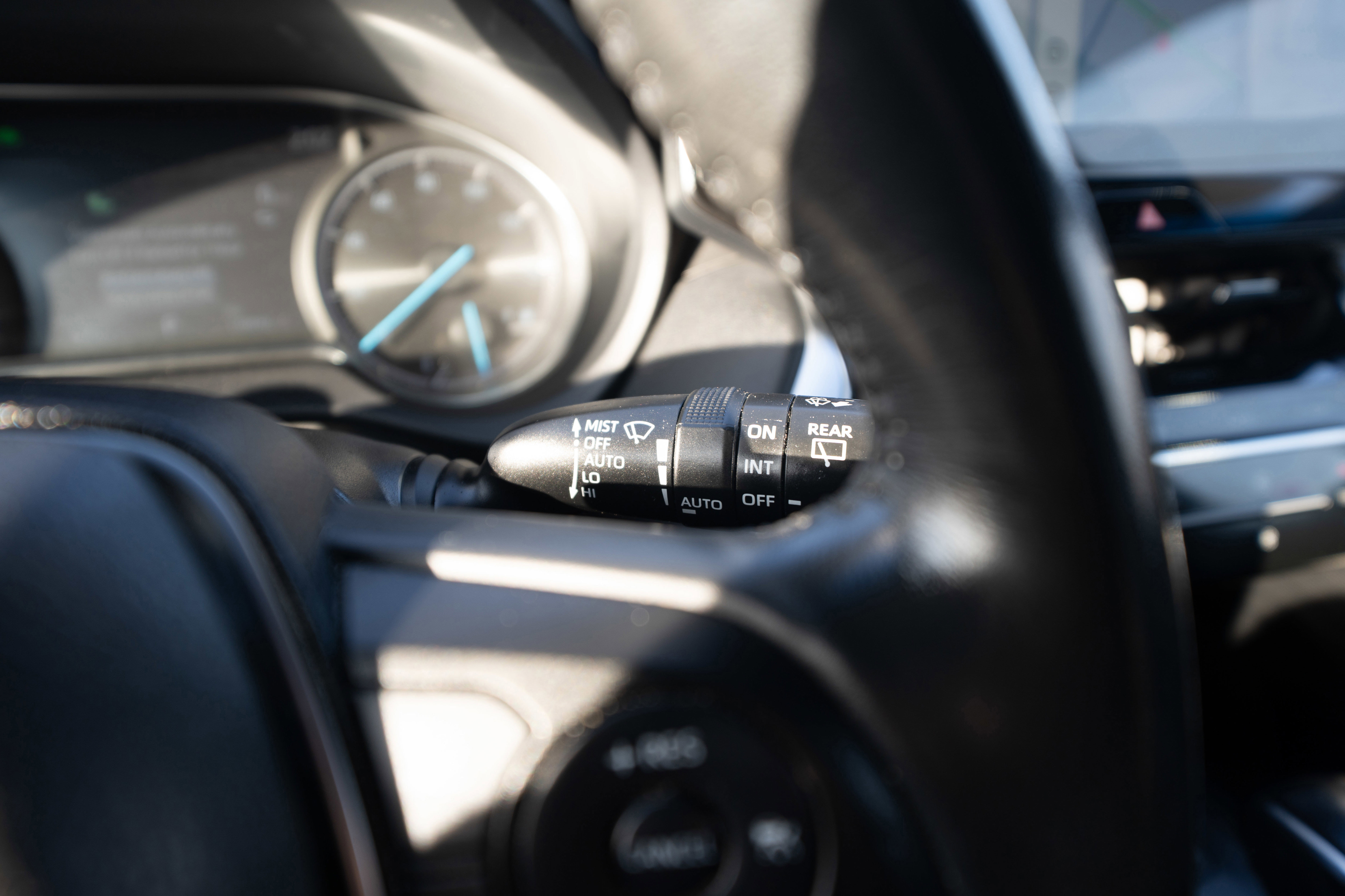 Used 2021 Toyota Venza Limited w/ Advanced Technology Package image 14