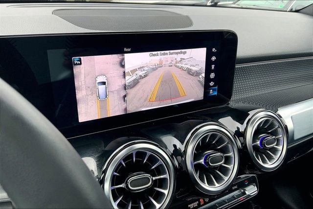 Certified 2022 Mercedes-Benz GLB 250 4MATIC image 23