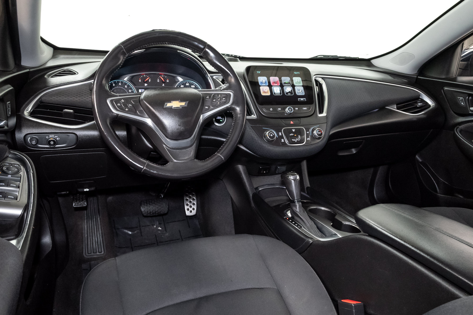 Used 2016 Chevrolet Malibu LT FWD image 7