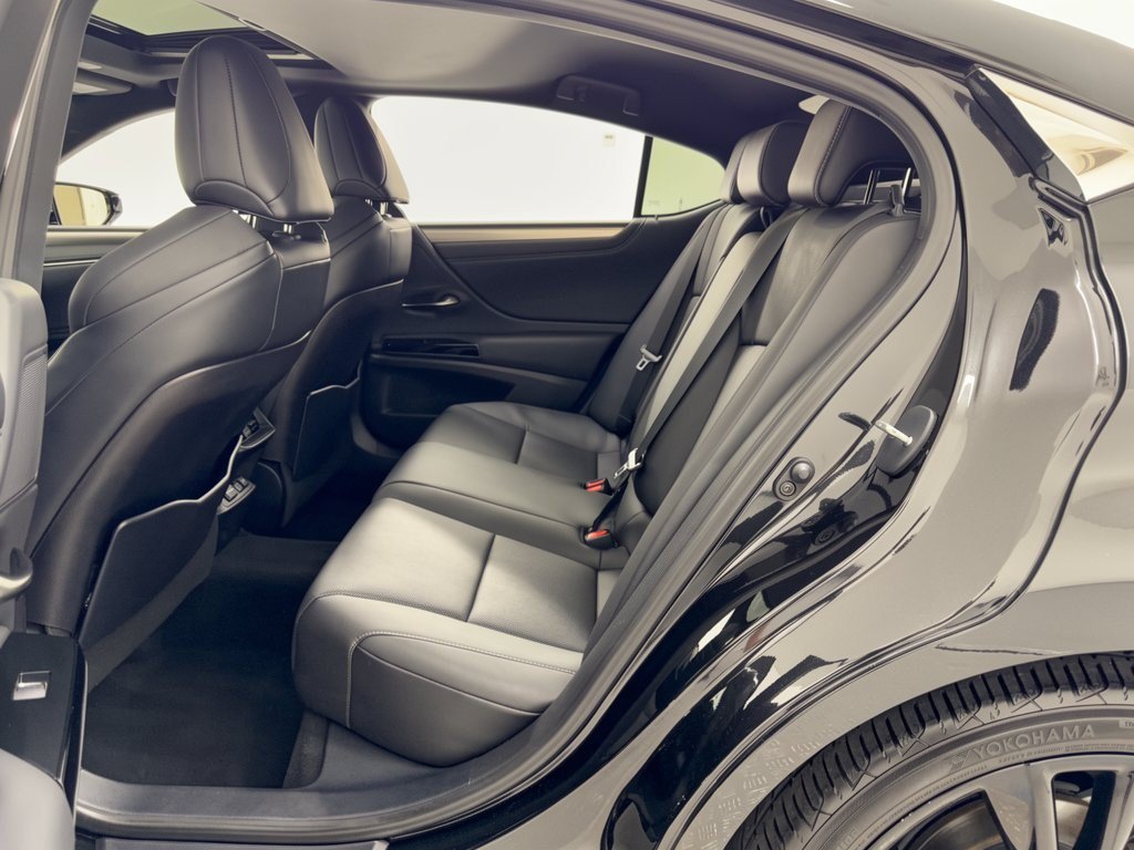 Certified 2024 Lexus ES 350 F Sport w/ Accessory Package (Z2) FWD image 26