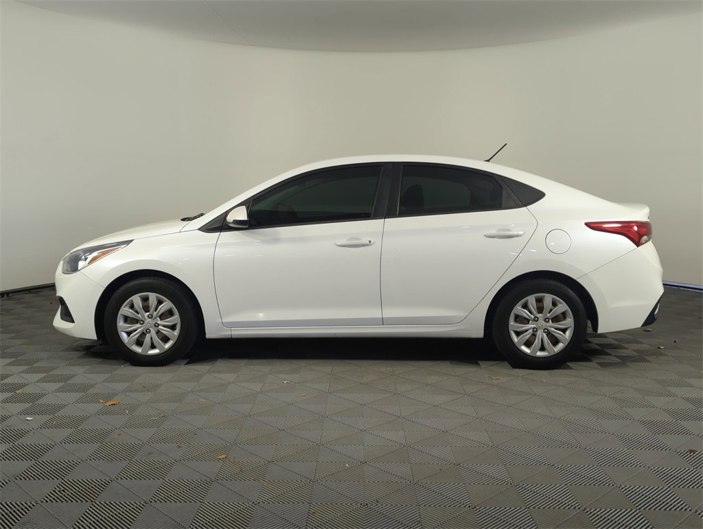 Used 2021 Hyundai Accent SE image 4