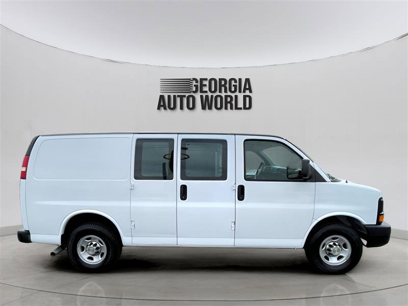 Used 2012 Chevrolet Express 2500 w/ Cold Climate Package image 6