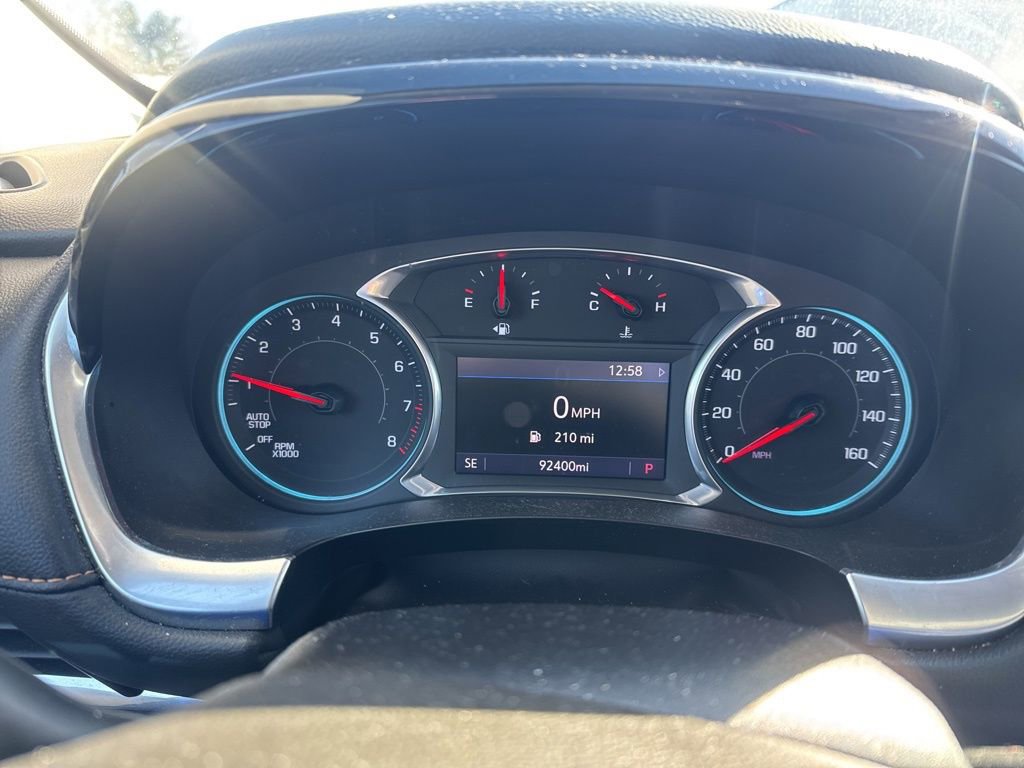 Used 2020 Chevrolet Traverse LT image 12