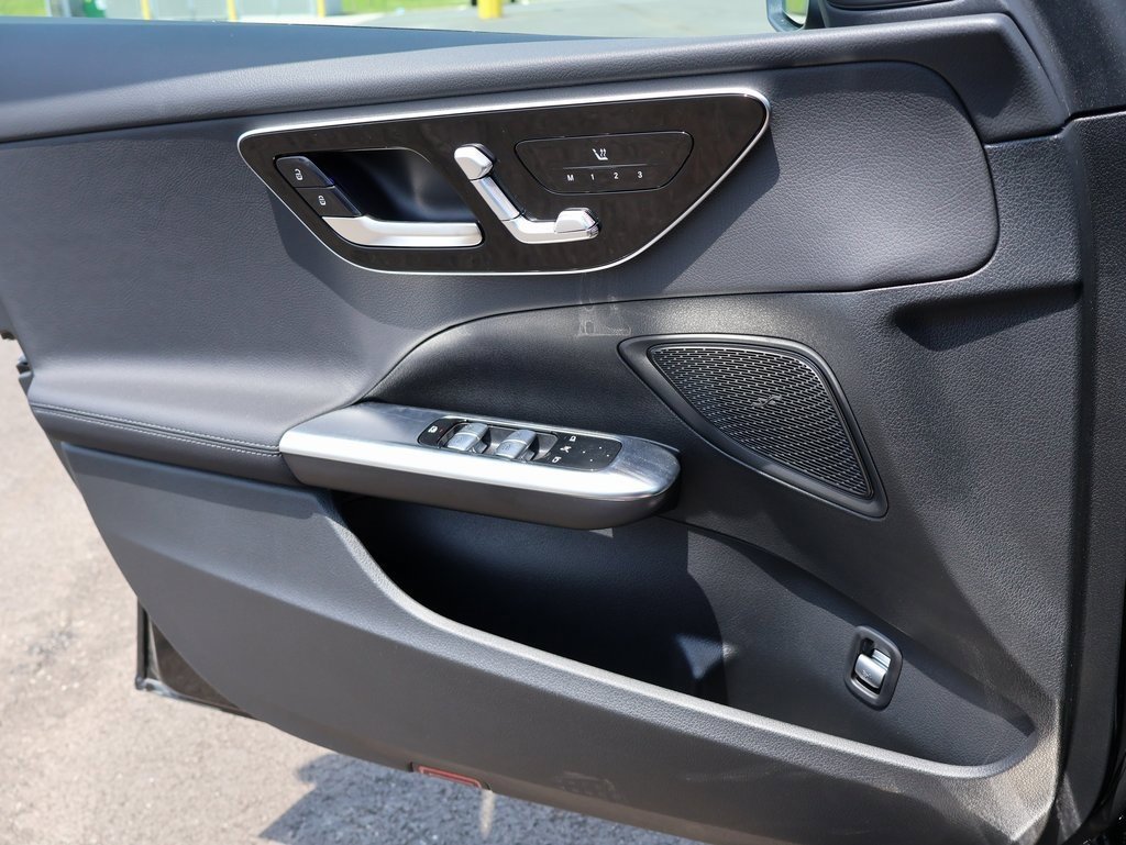 Certified 2025 Mercedes-Benz C 300 4MATIC Sedan image 71