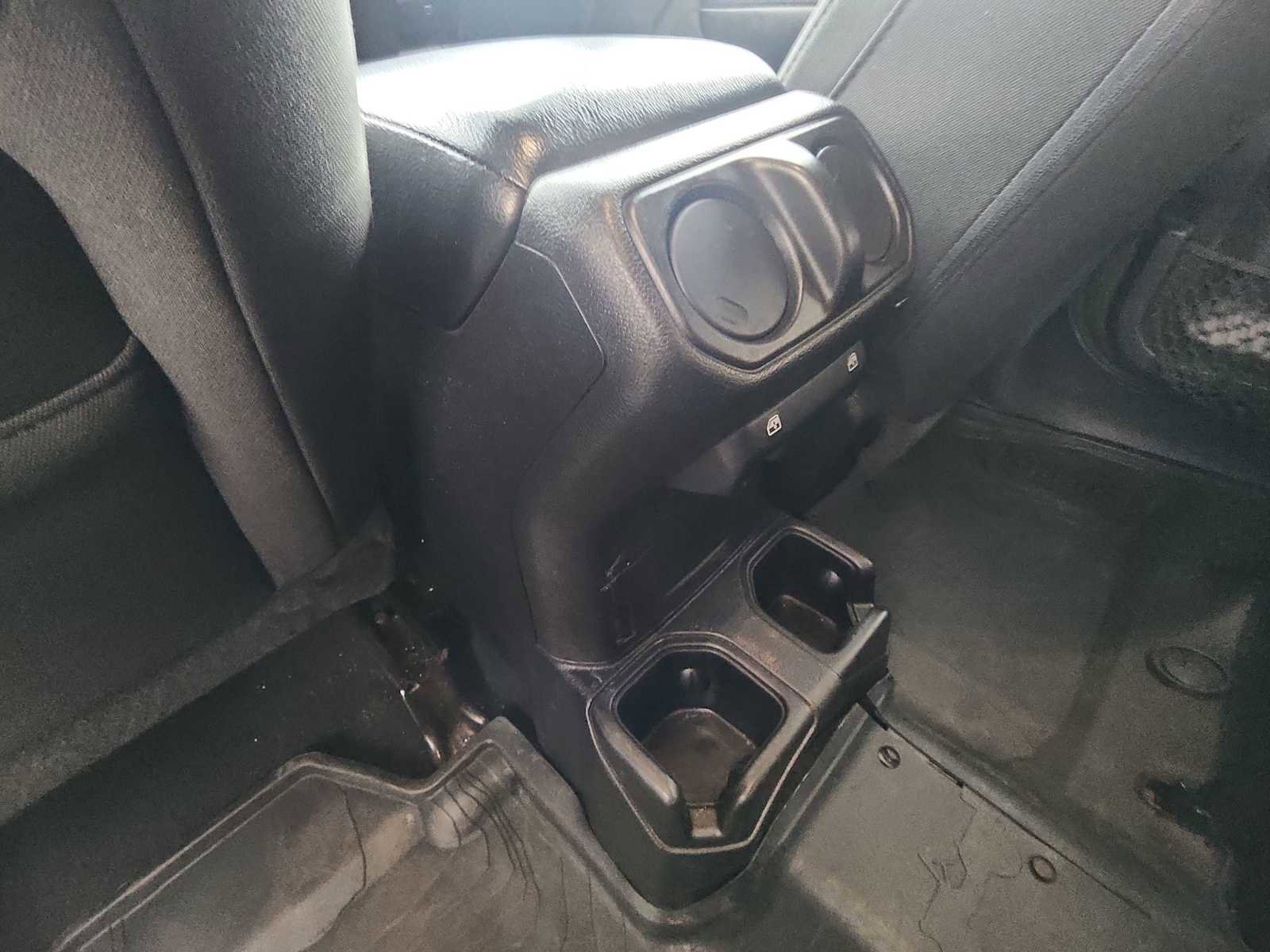 Used 2021 Jeep Wrangler Unlimited Willys image 21