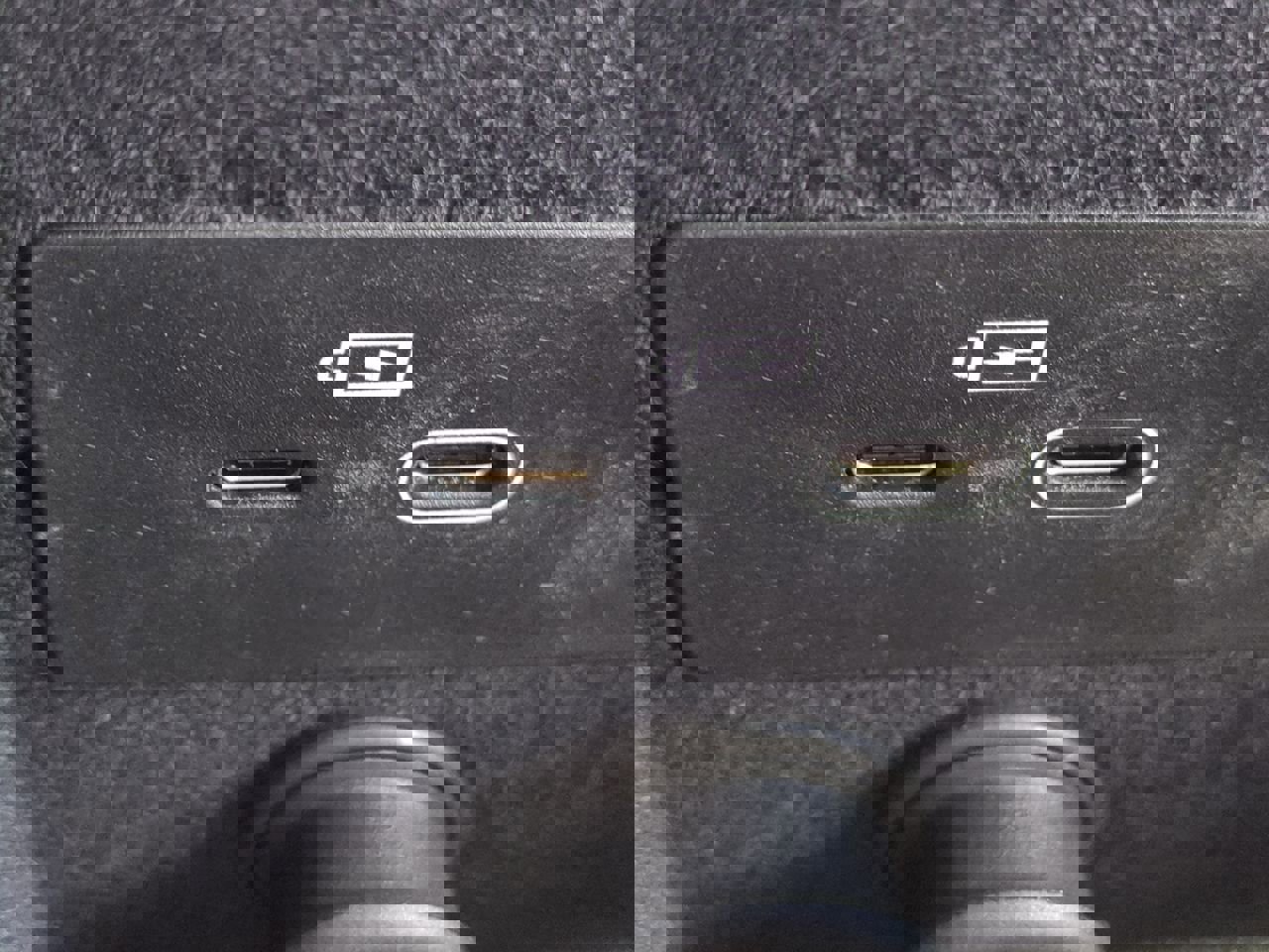 New 2026 Volvo XC90 B6 Ultra w/ Lounge Package image 21