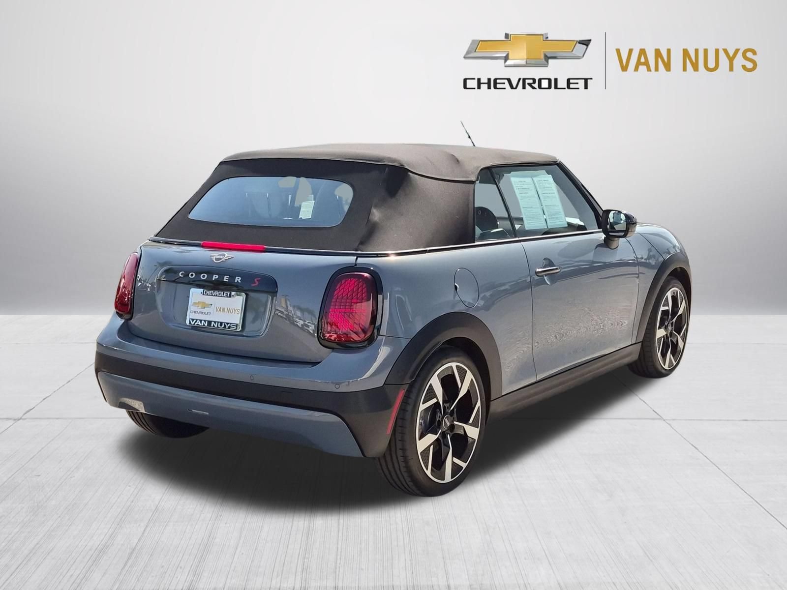 Used 2025 MINI Cooper S FWD image 5