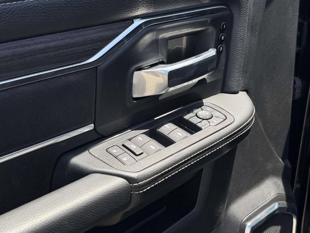 New 2026 RAM 2500 Laramie w/ Night Edition AWD/4WD image 13
