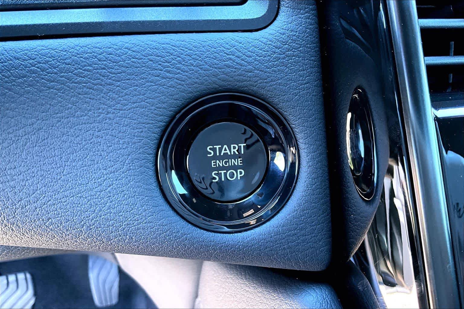 New 2026 Nissan Armada PRO-4X AWD/4WD image 15