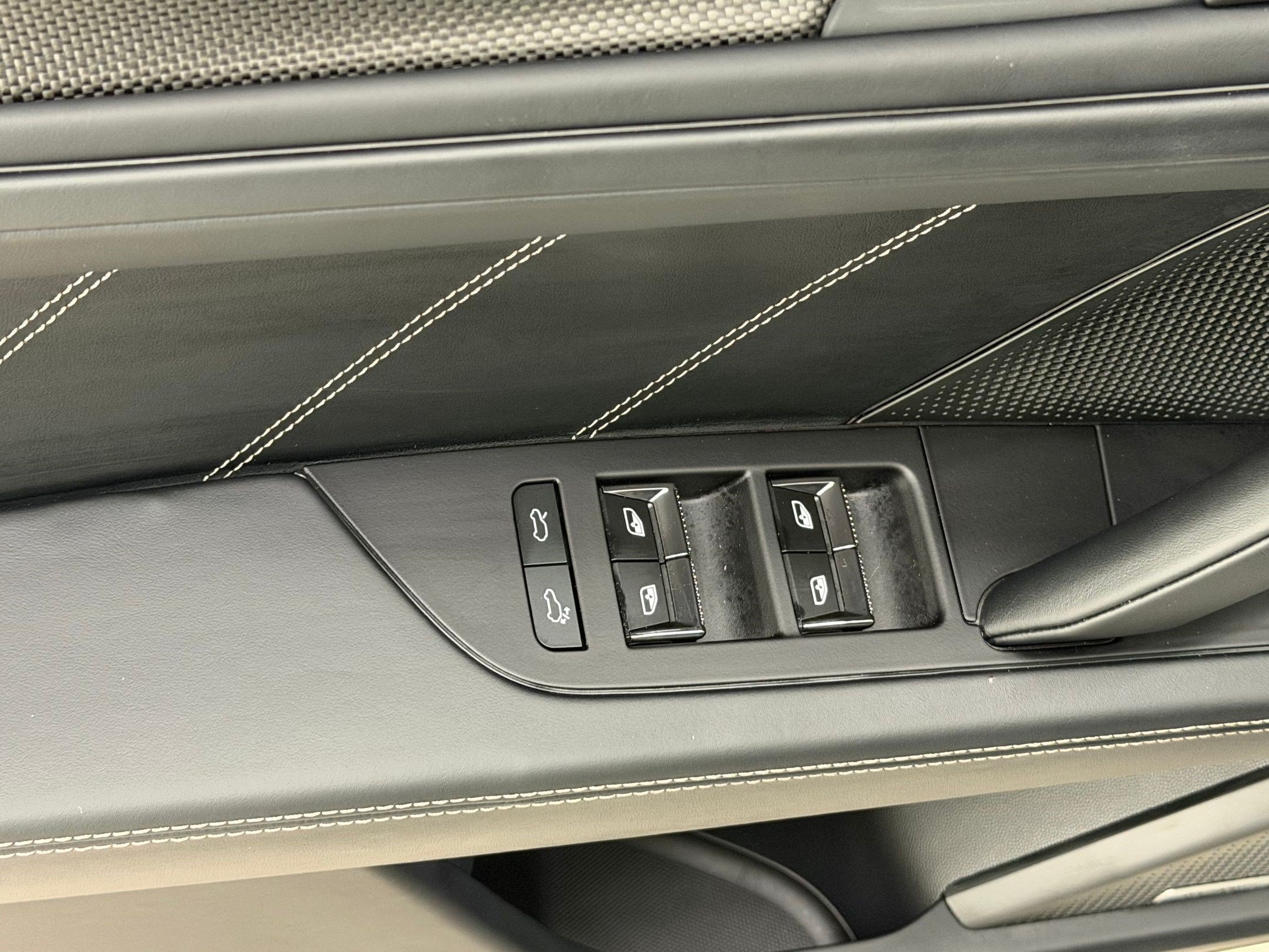 New 2026 Porsche Cayenne Turbo AWD/4WD image 15