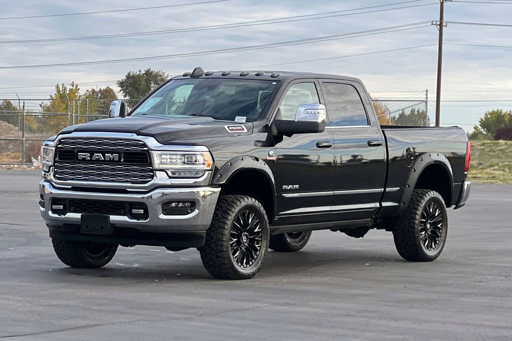 Used 2024 RAM 2500 Limited image 8