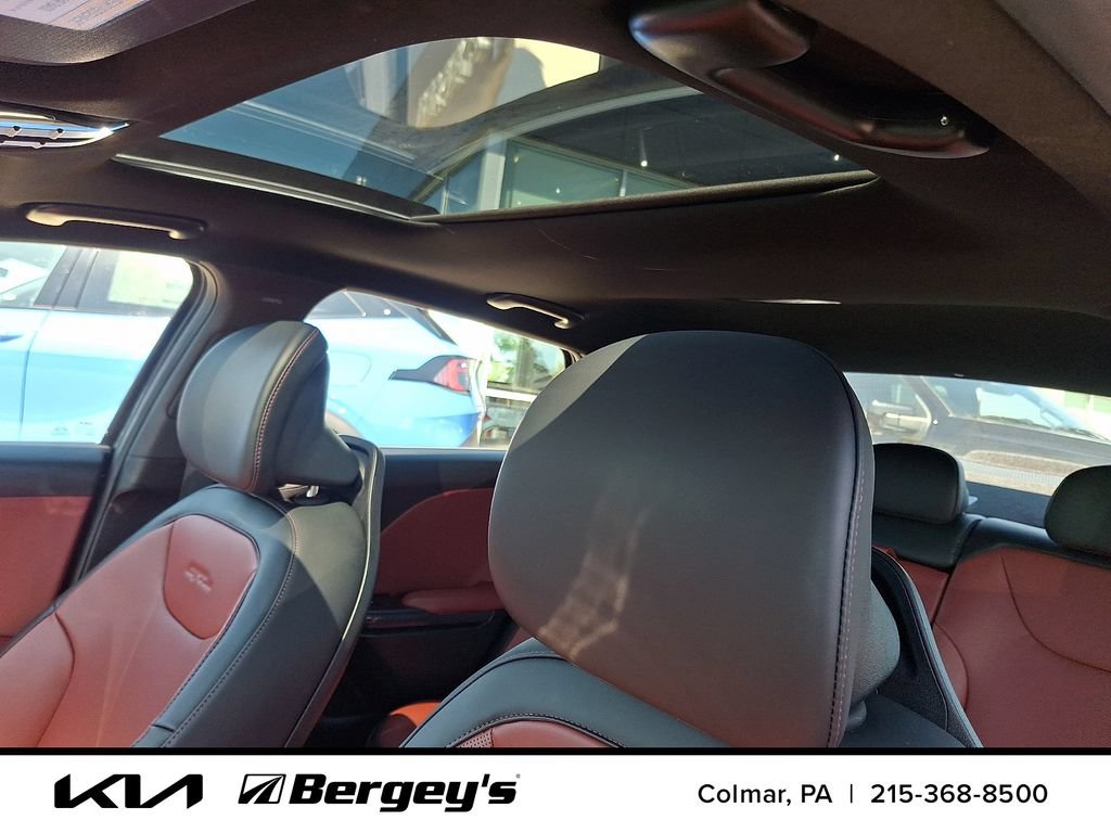 Certified 2025 Kia K4 GT-Line Turbo FWD image 17