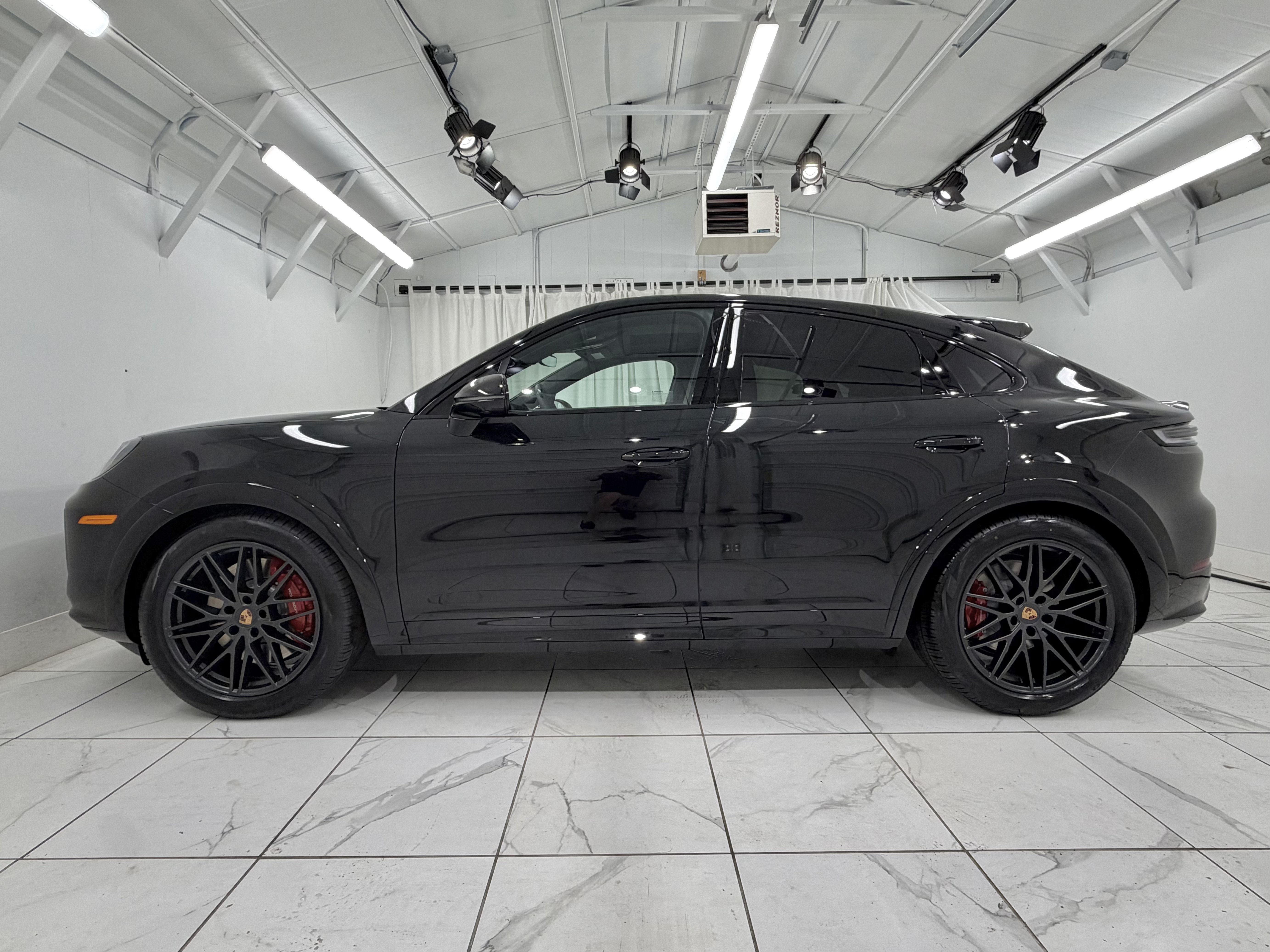 New 2026 Porsche Cayenne GTS AWD/4WD image 15