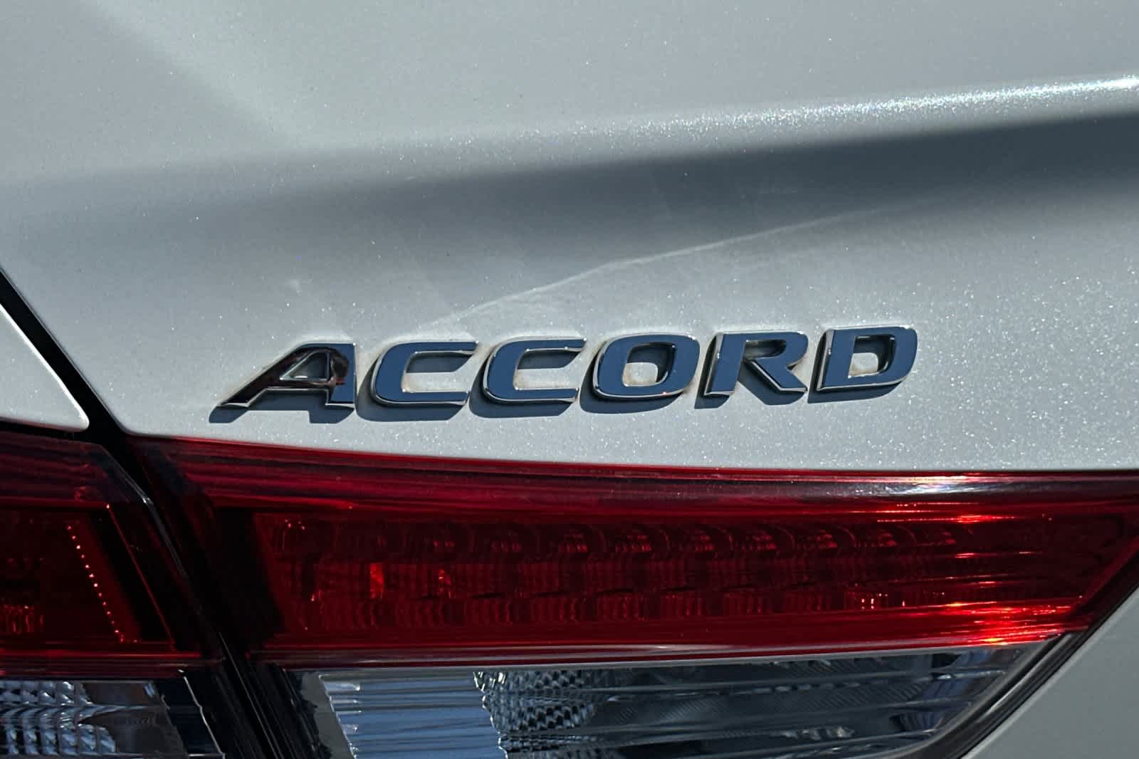 Used 2021 Honda Accord EX-L image 31
