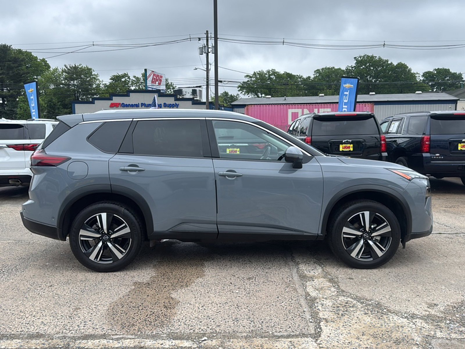 Used 2025 Nissan Rogue SL w/ SL Premium Package AWD/4WD image 9