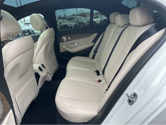 Used 2022 Mercedes-Benz E 350 Sedan image 18
