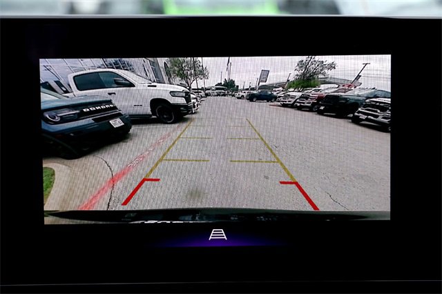 Used 2024 Chevrolet Trax ACTIV image 17