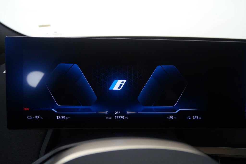 Certified 2024 BMW iX xDrive50 AWD/4WD image 19