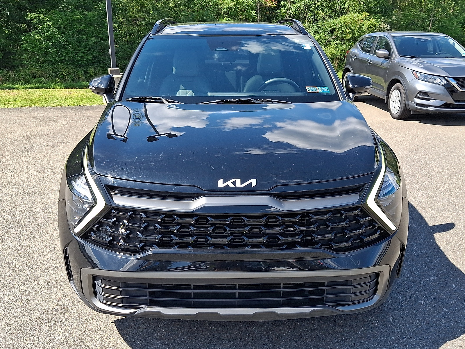 Used 2023 Kia Sportage X-Line w/ X-Line Premium Package AWD/4WD image 2