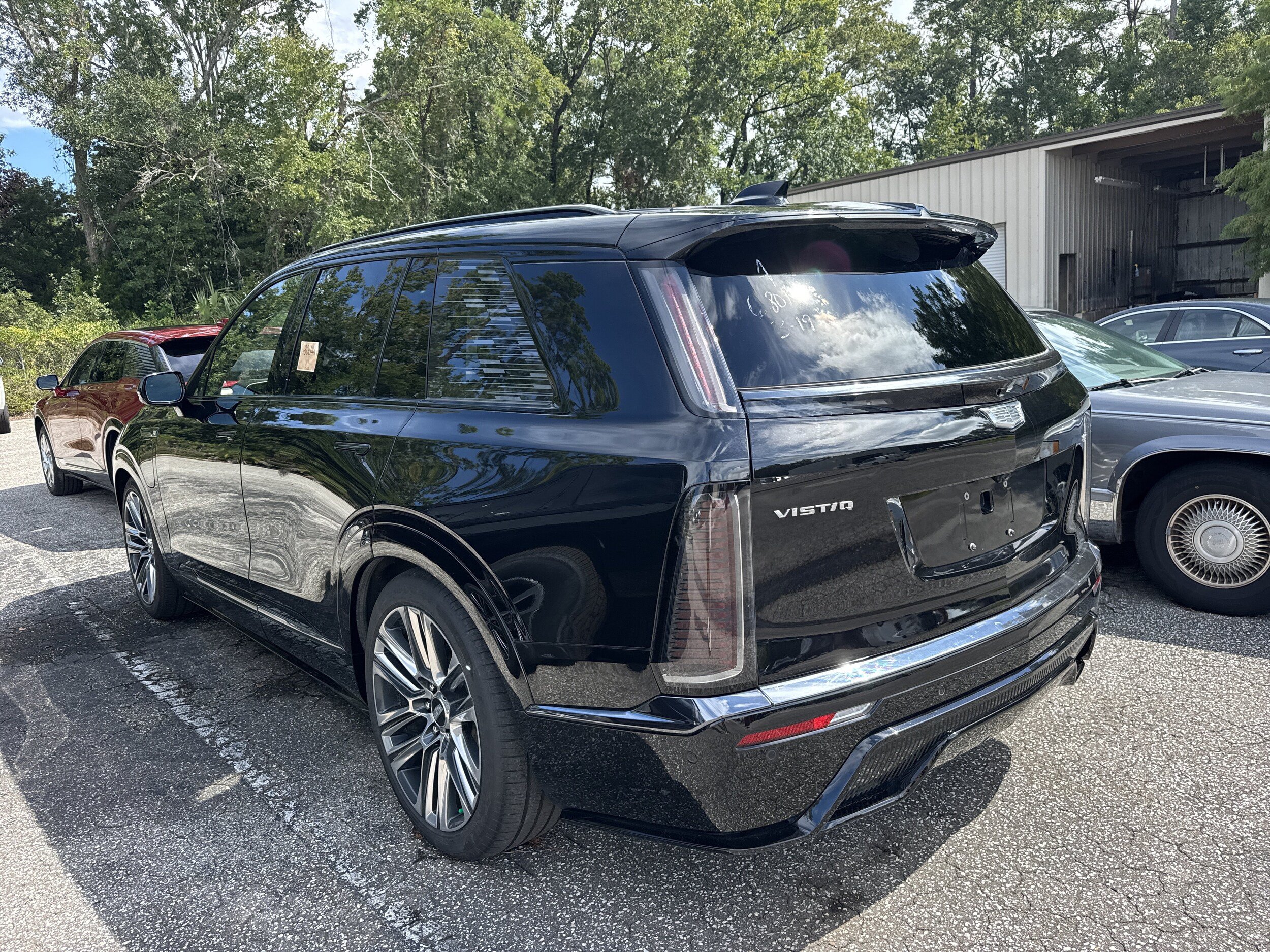 Used 2026 Cadillac Vistiq Platinum w/ LPO, Floor Liner Package AWD/4WD image 2