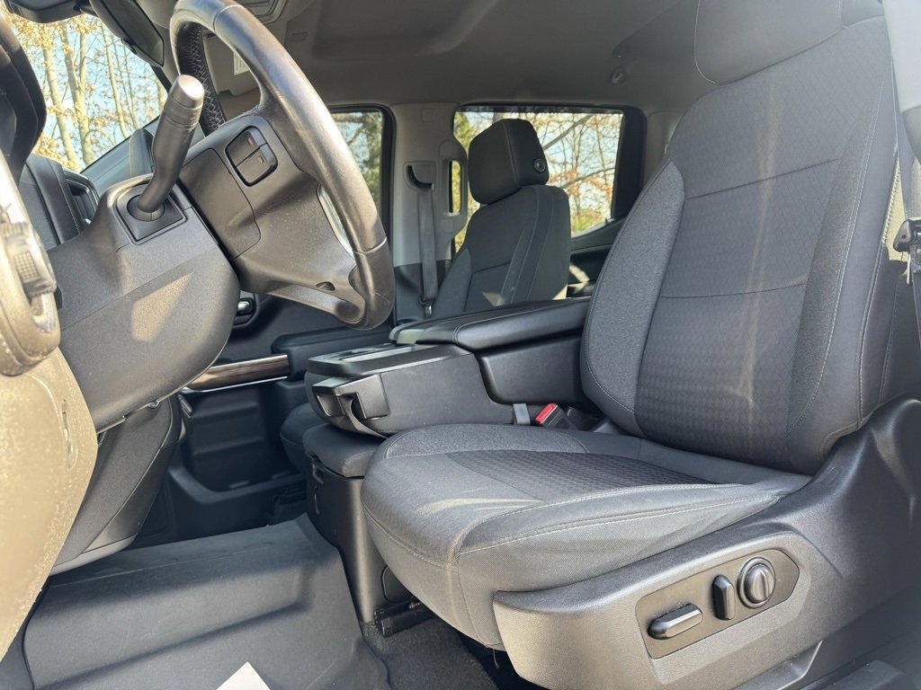 Used 2020 Chevrolet Silverado 1500 RST image 22