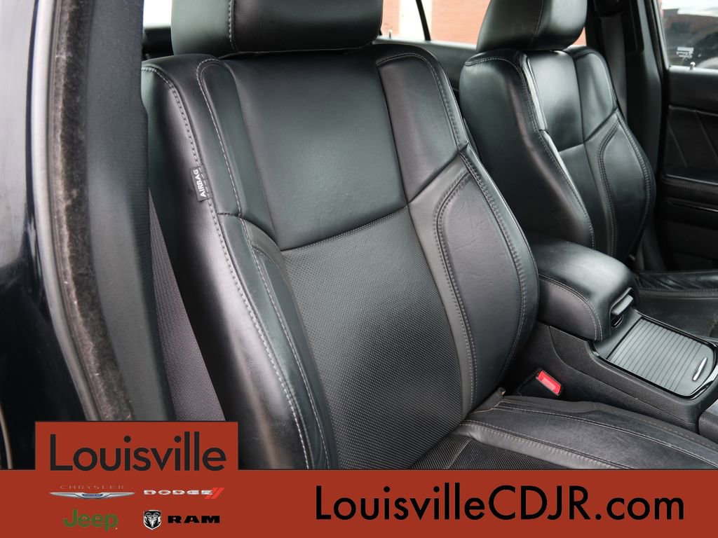 Used 2017 Dodge Charger SXT w/ AWD Plus Group image 32