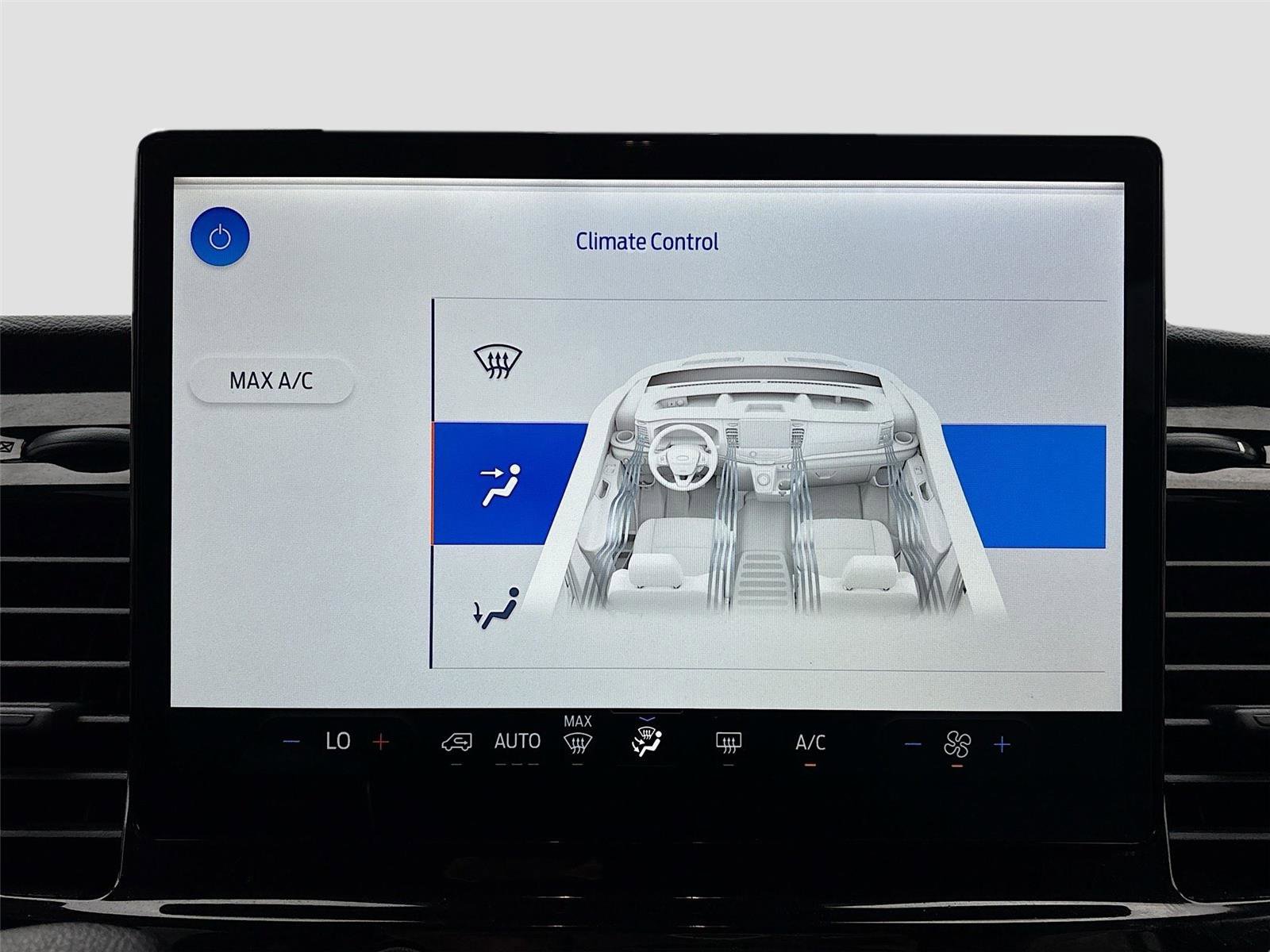 Used 2023 Ford Transit 350 XLT image 16