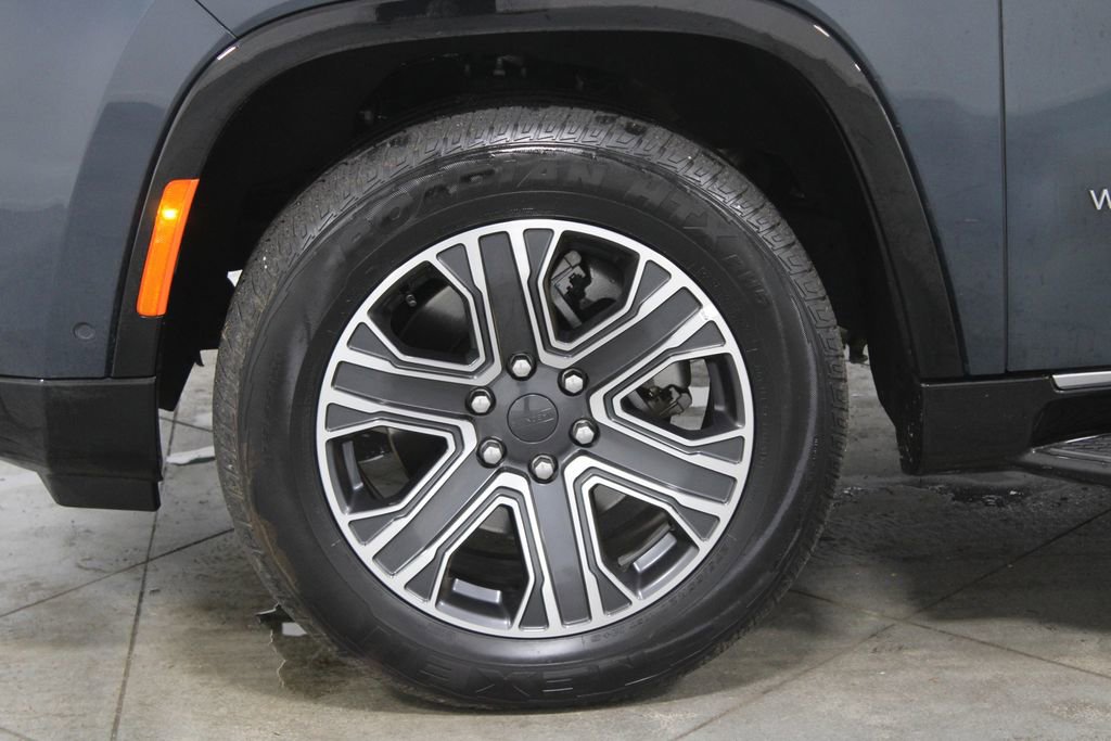 Used 2024 Jeep Wagoneer Series II image 18