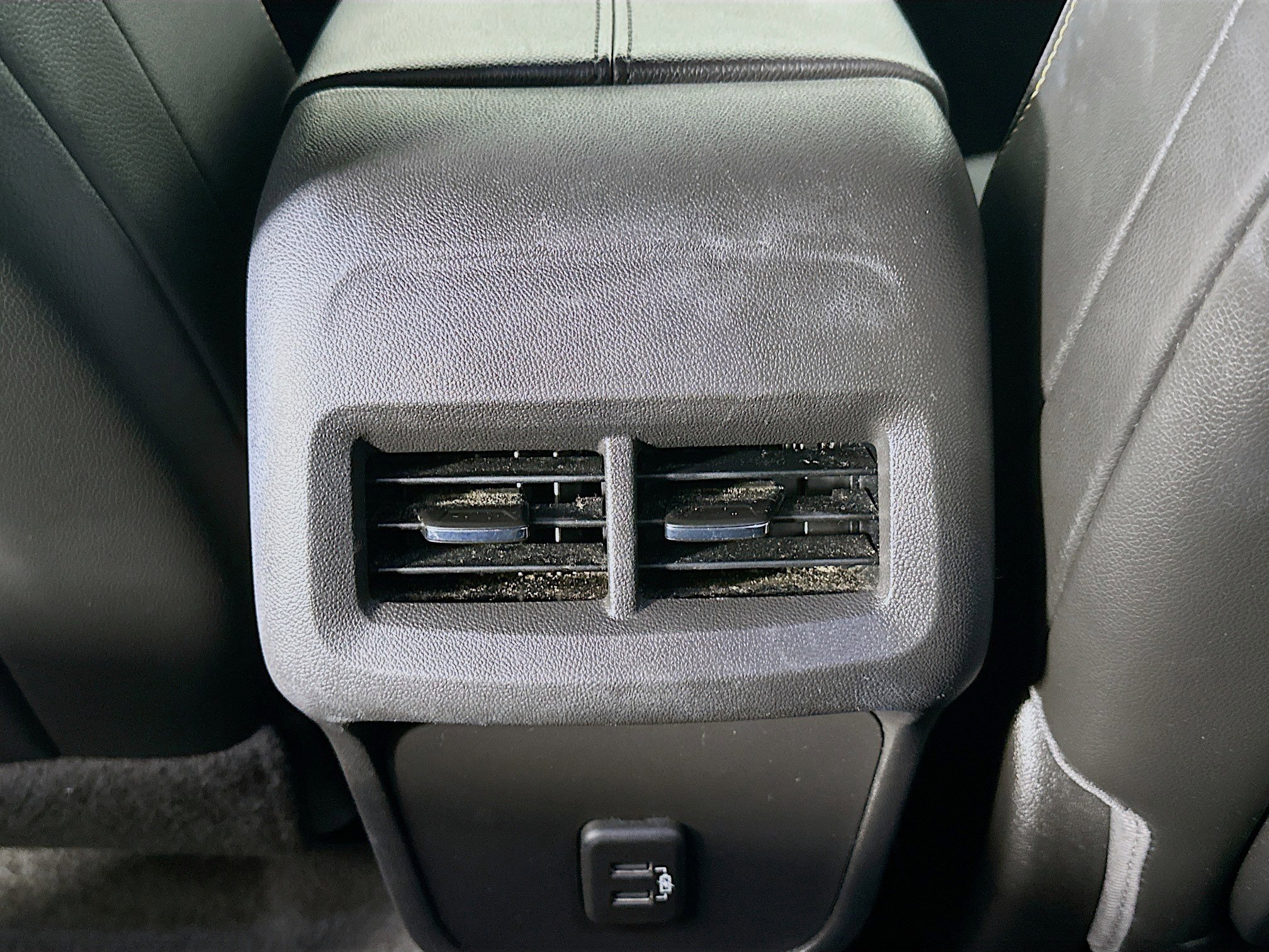 Used 2020 GMC Terrain SLT image 27