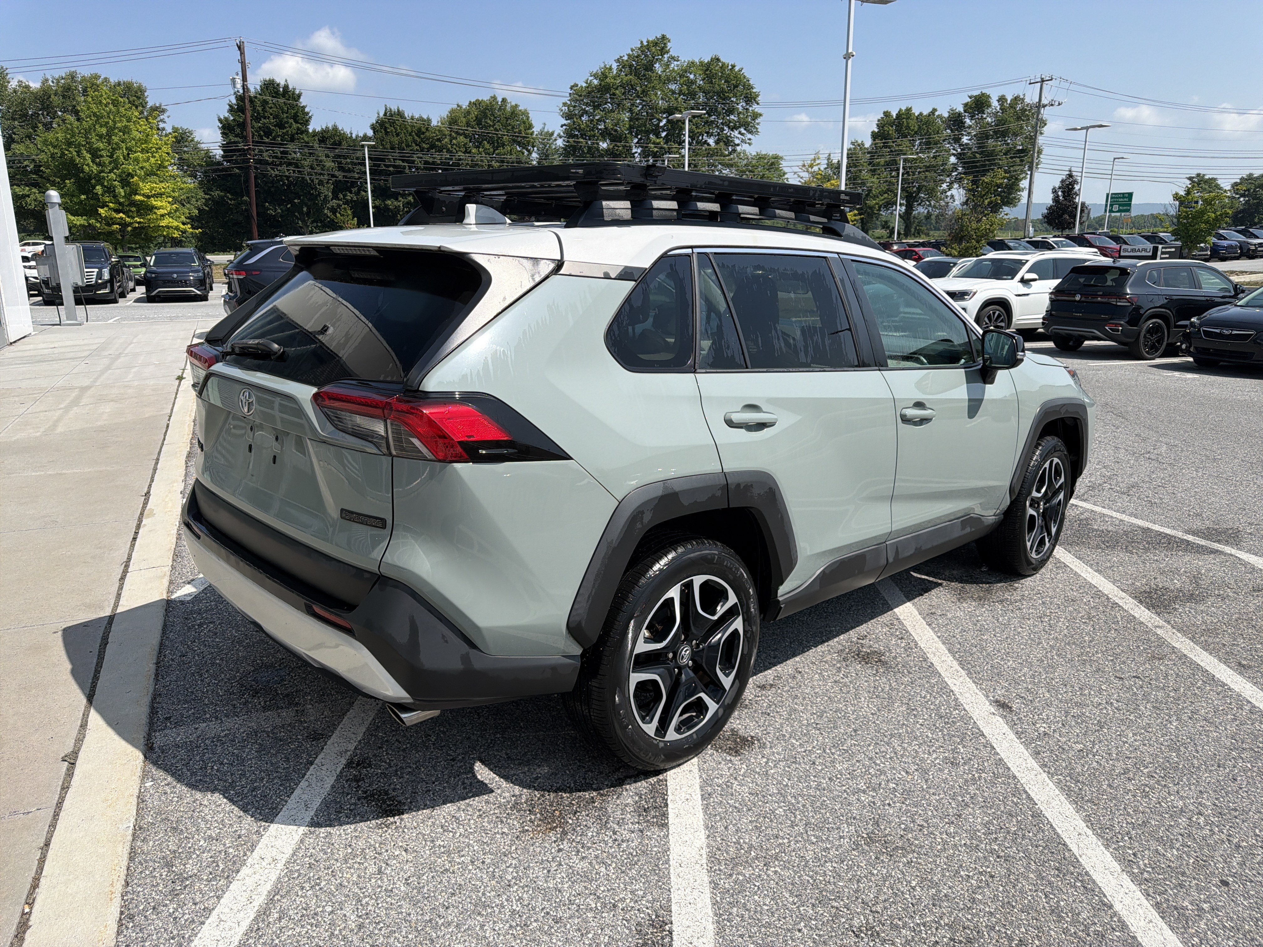 Used 2019 Toyota RAV4 Adventure AWD/4WD image 5