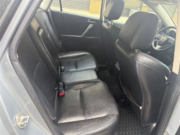 Used 2012 MAZDA MAZDA3 i Grand Touring image 14