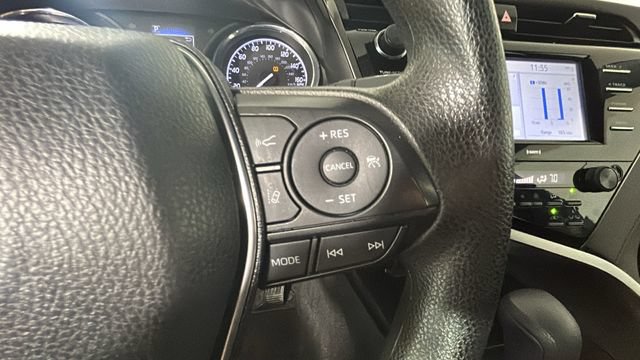 Used 2020 Toyota Camry LE FWD image 16