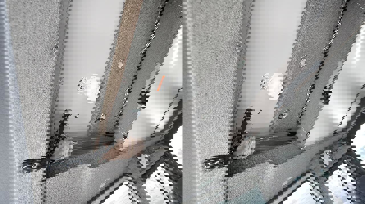 Used 2022 Mercedes-Benz Sprinter 144 Cargo image 18