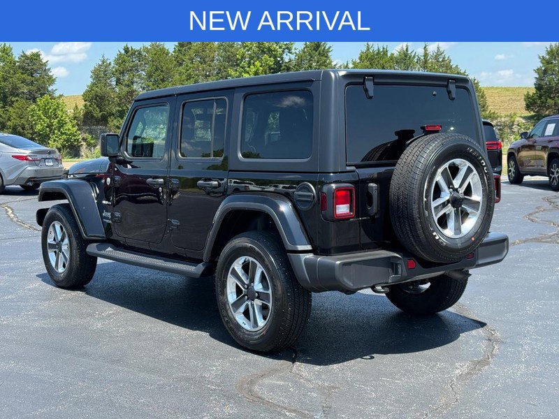 Used 2022 Jeep Wrangler Unlimited Sahara AWD/4WD image 6