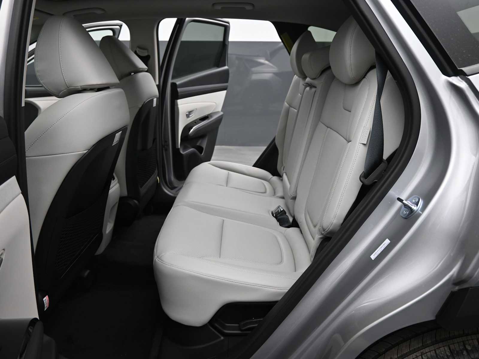 New 2026 Hyundai Tucson Limited image 15