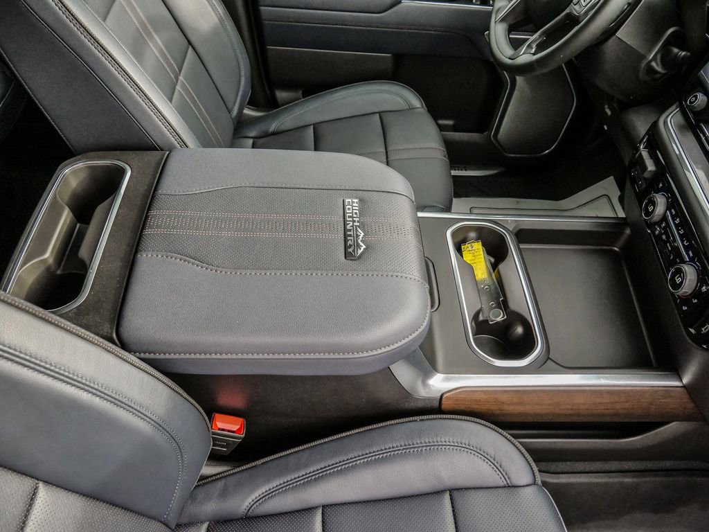 Certified 2025 Chevrolet Silverado 2500 High Country w/ Technology Package image 18