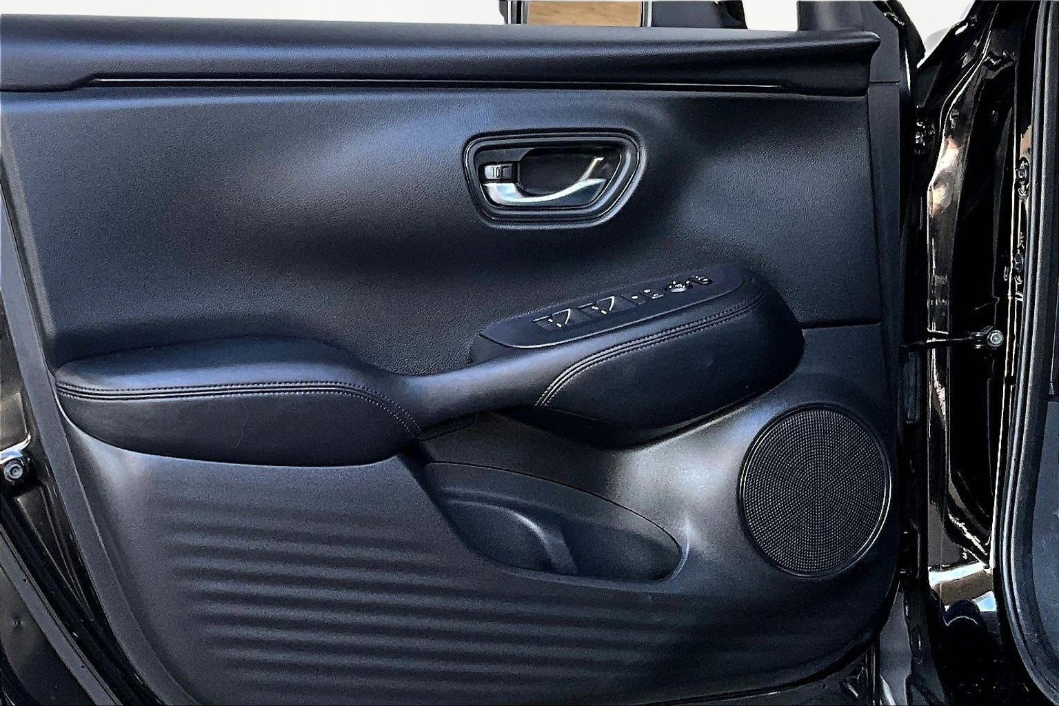 Used 2023 Honda HR-V LX image 19