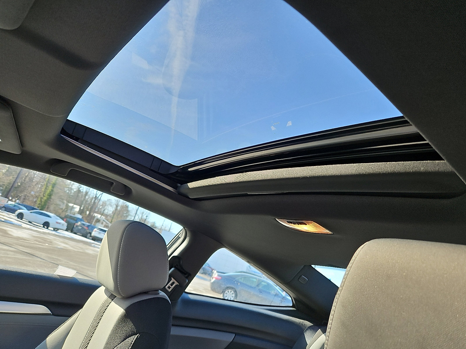 Used 2018 Honda Civic EX-T image 12