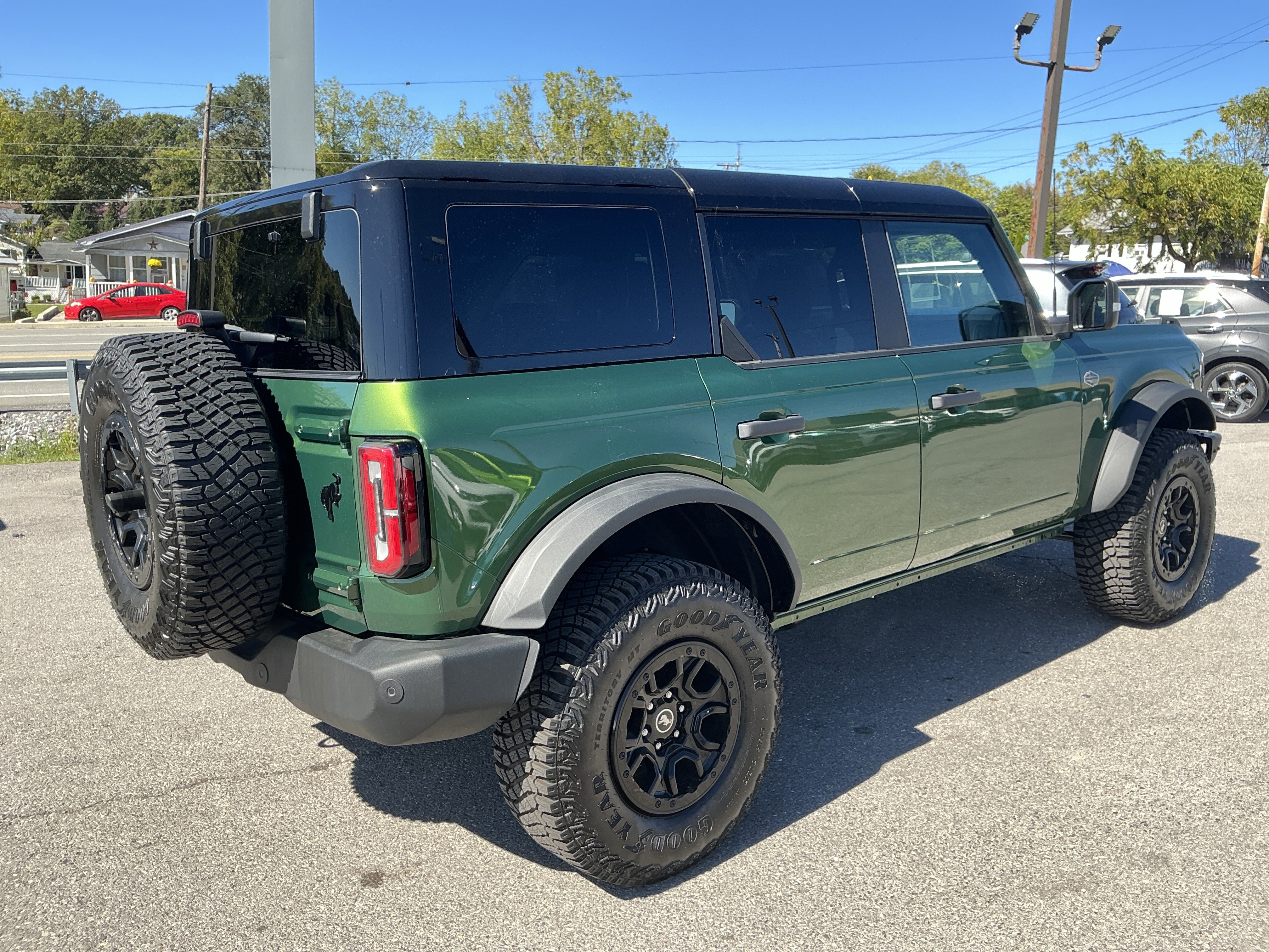 Used 2024 Ford Bronco Wildtrak video 3