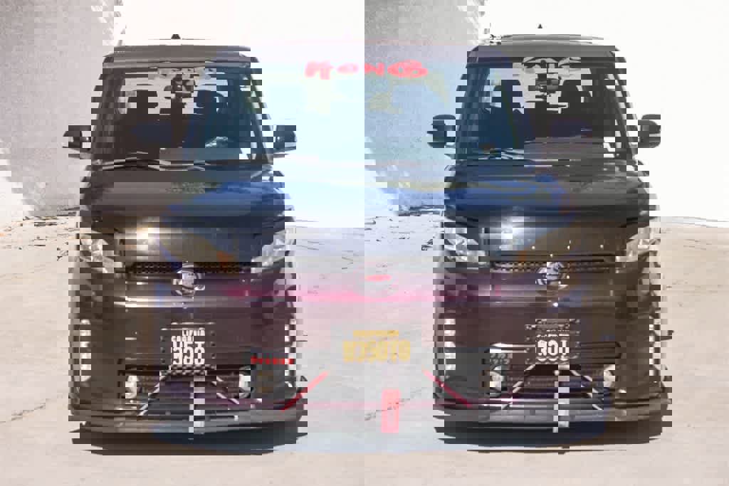 Used 2013 Scion xB image 2