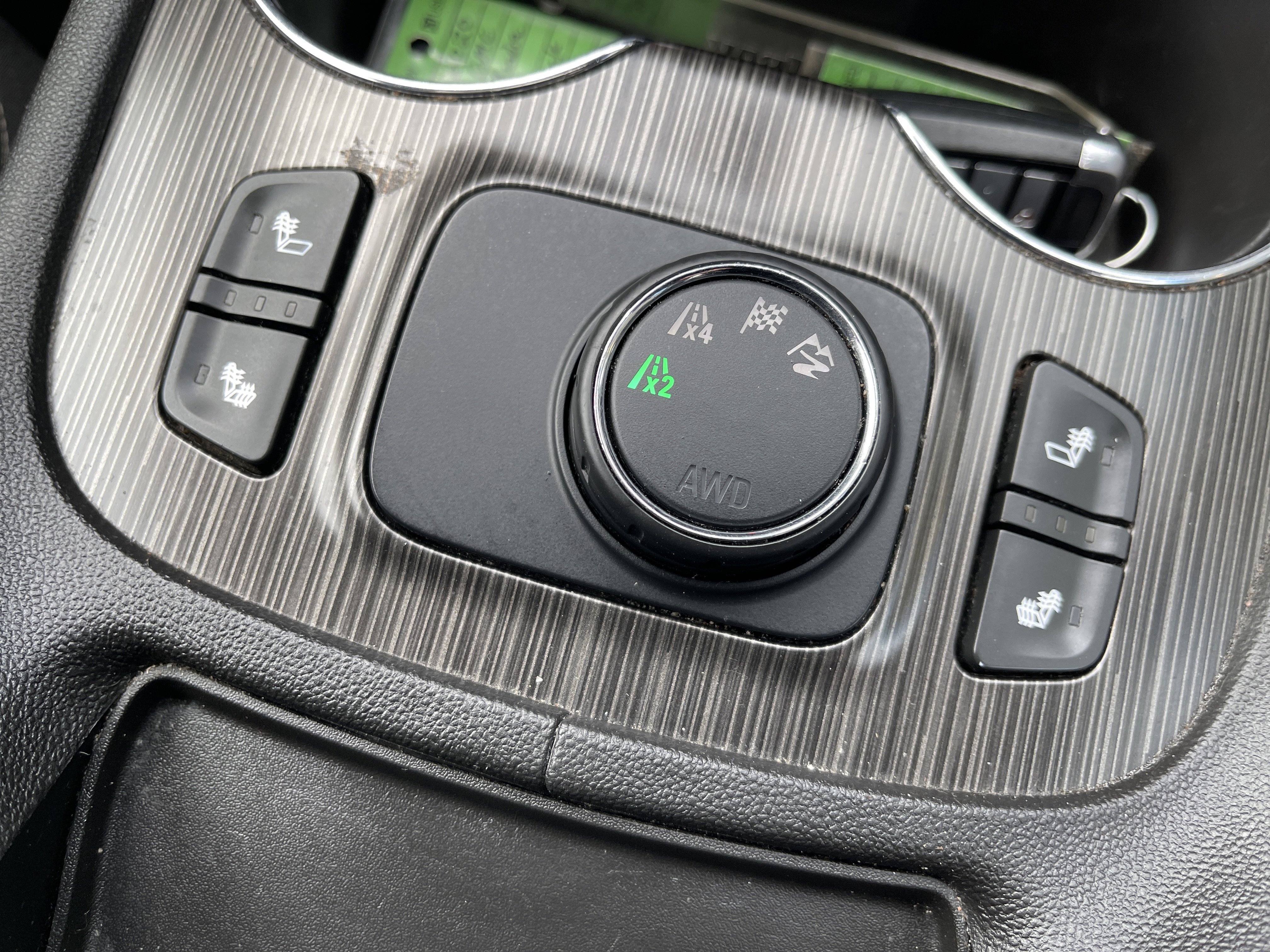 Used 2020 GMC Acadia SLT image 34