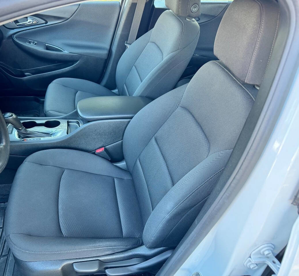 Used 2020 Chevrolet Malibu LS image 10