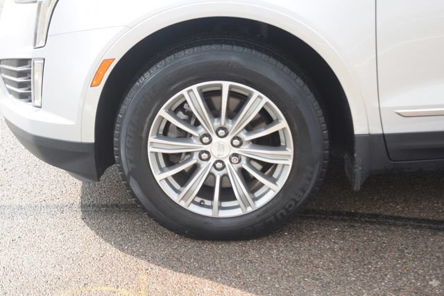 Used 2017 Cadillac XT5 Luxury w/ Driver Awareness Package FWD image 27